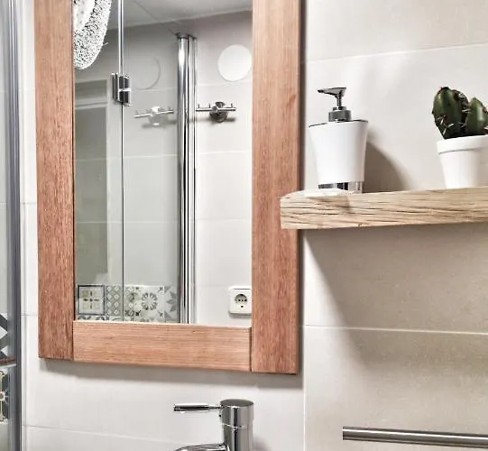 Apartamento Ilarcuris Con Patio Privado