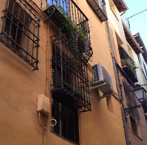 Ilarcuris Con Patio Privado Apartamento