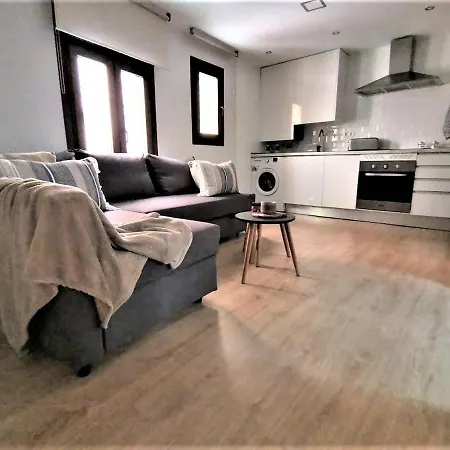 Apartamento Ilarcuris Con Patio Privado *